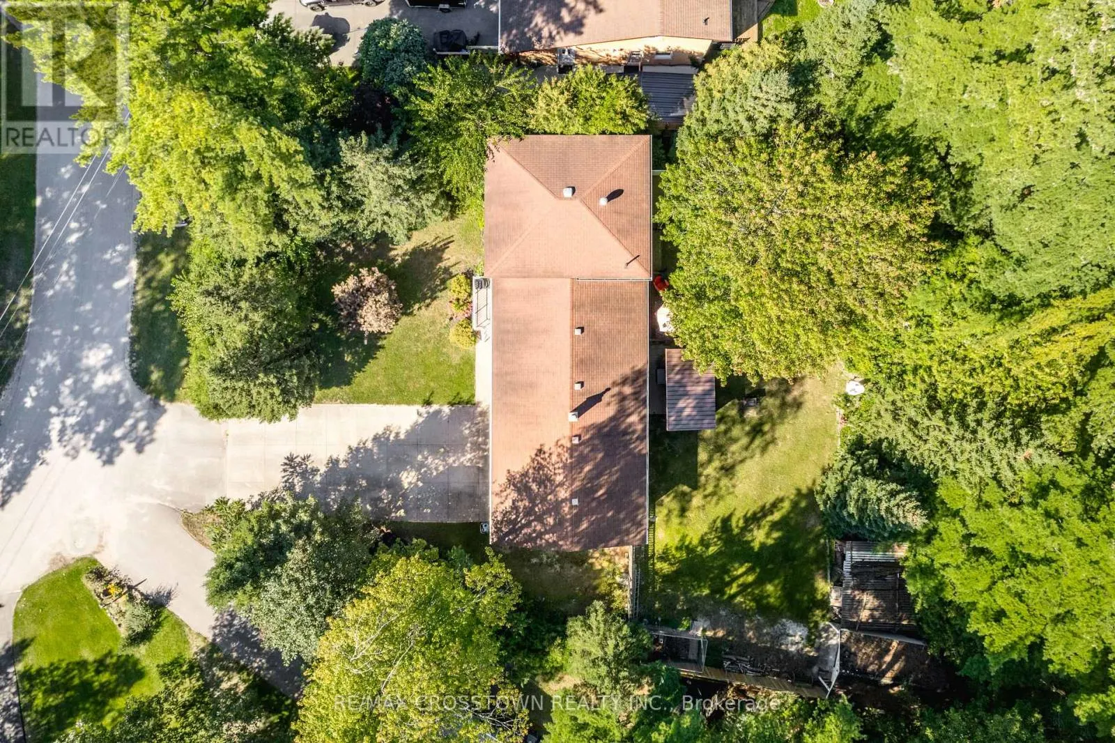 87 BAYWOOD WAY