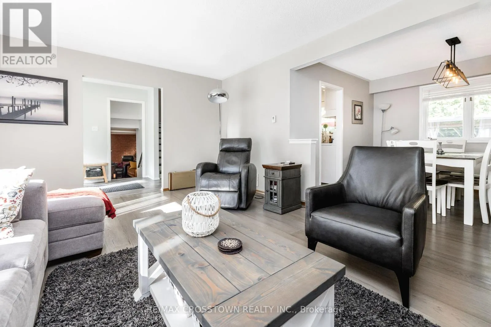 87 BAYWOOD WAY