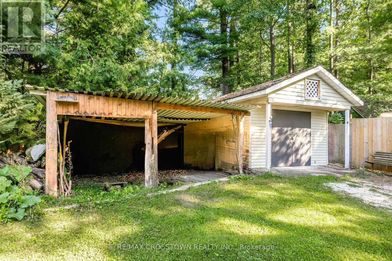 87 BAYWOOD WAY