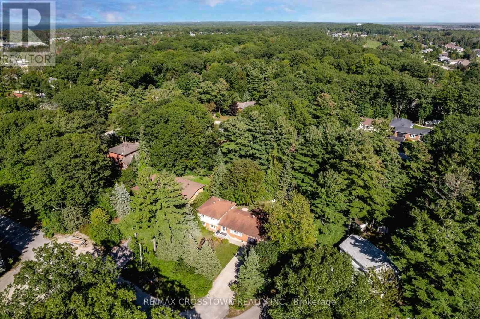 87 BAYWOOD WAY