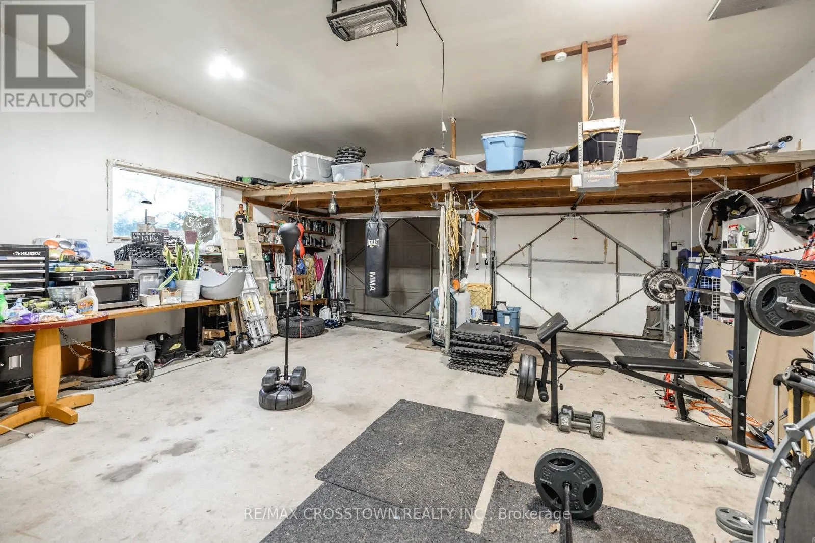 87 BAYWOOD WAY