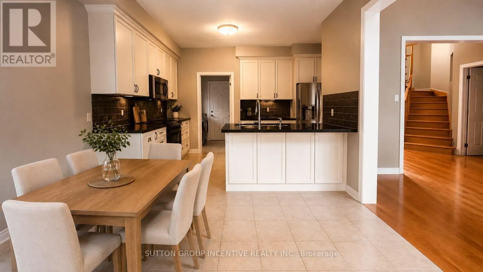48 RIVERWALK PLACE