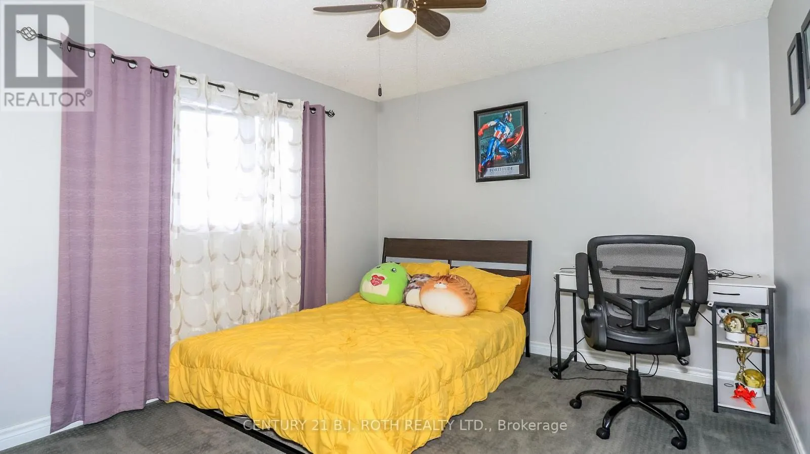 61 BARWICK DRIVE W