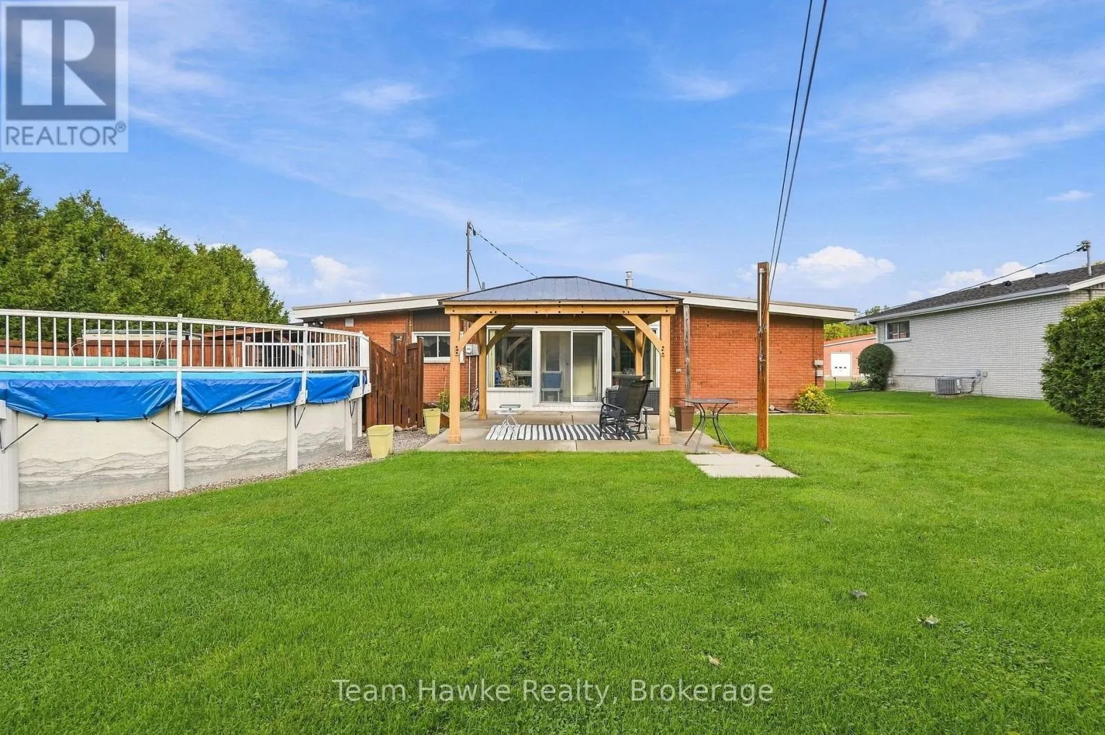 385 LAFONTAINE ROAD W