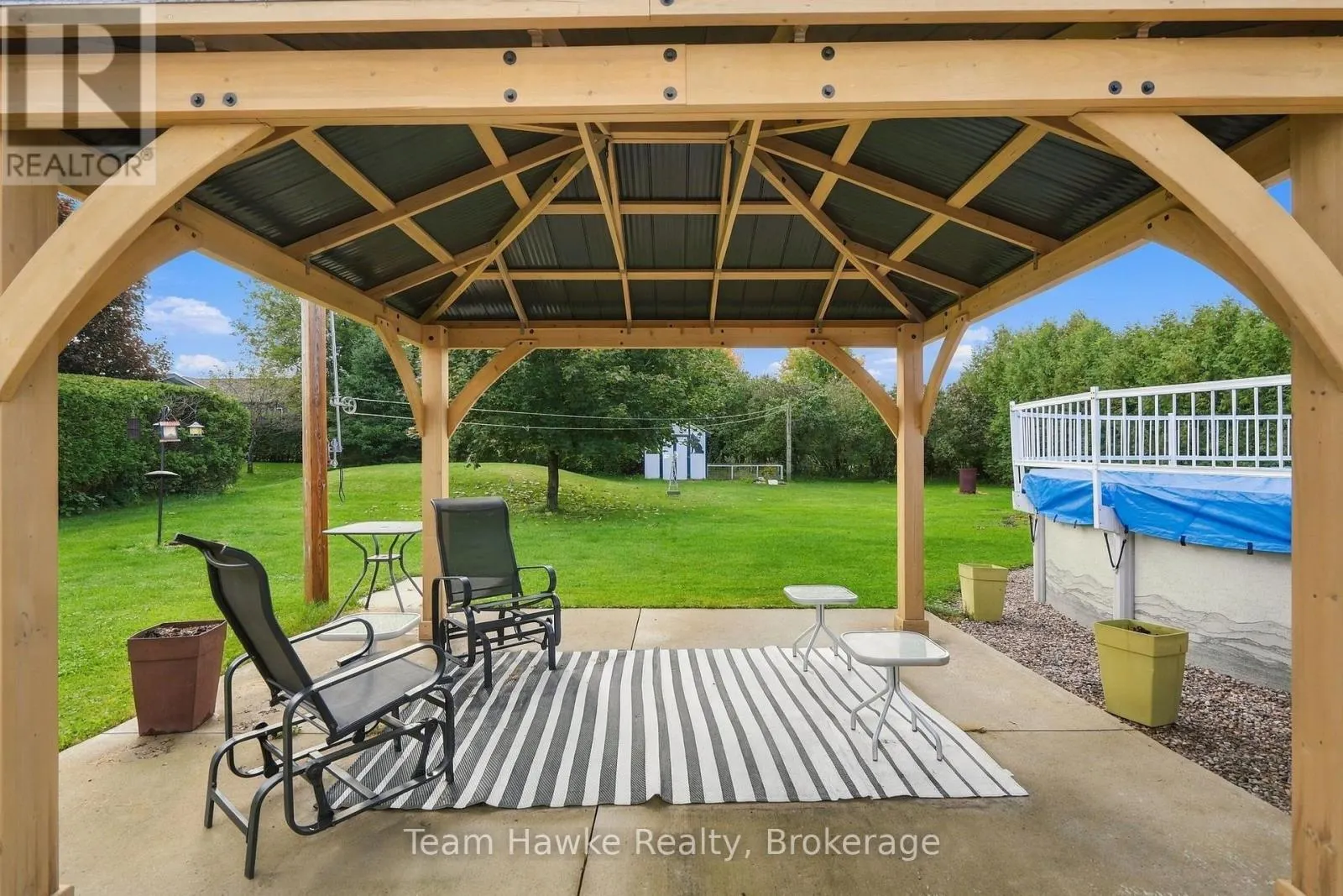 385 LAFONTAINE ROAD W