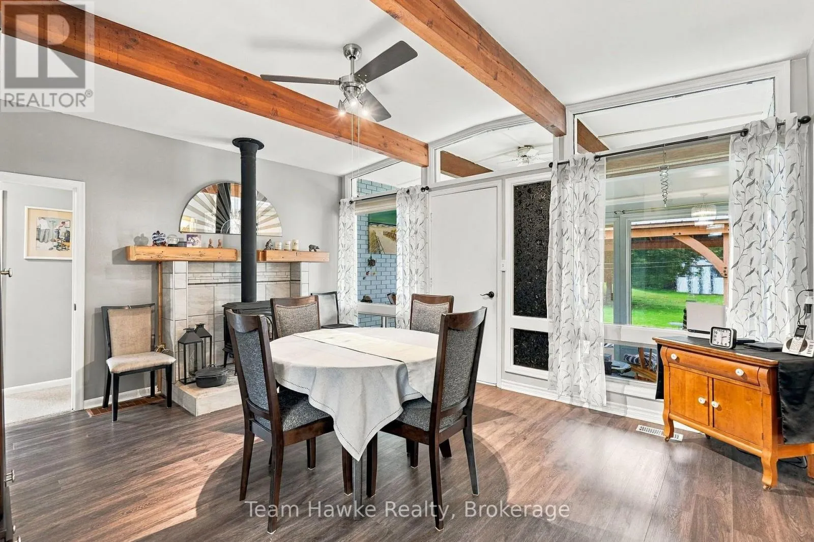385 LAFONTAINE ROAD W
