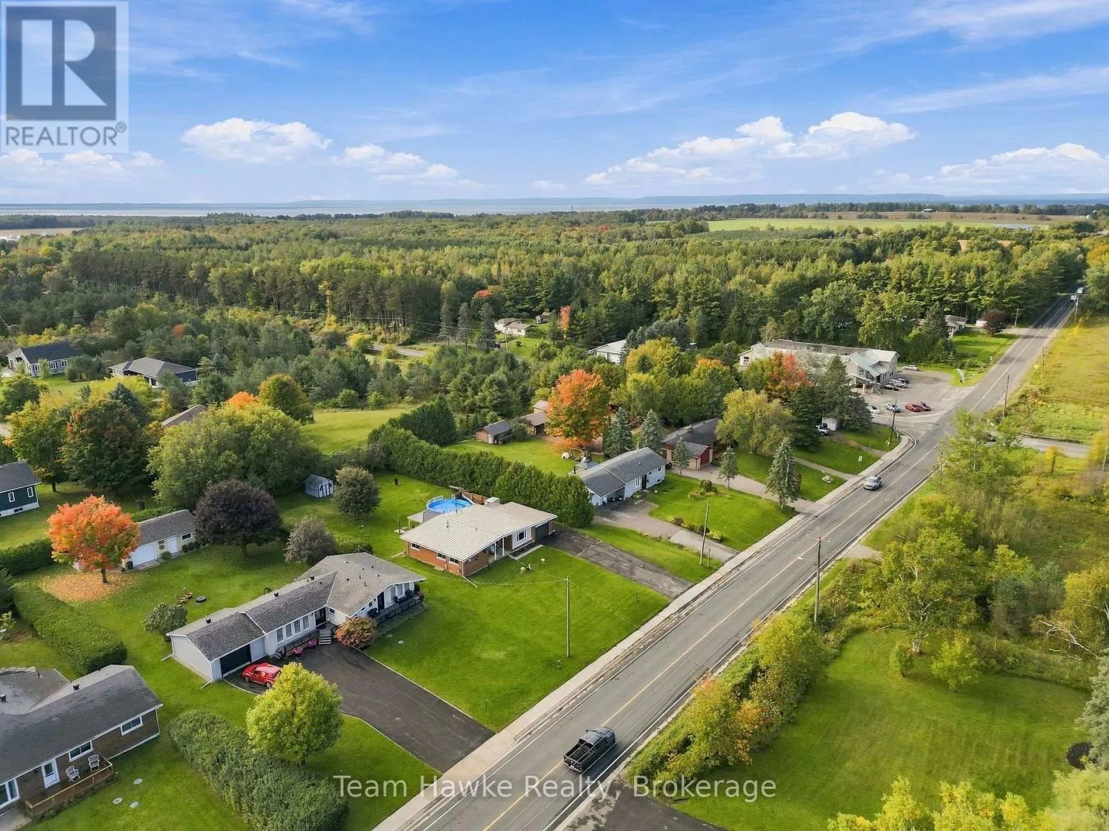 385 LAFONTAINE ROAD W