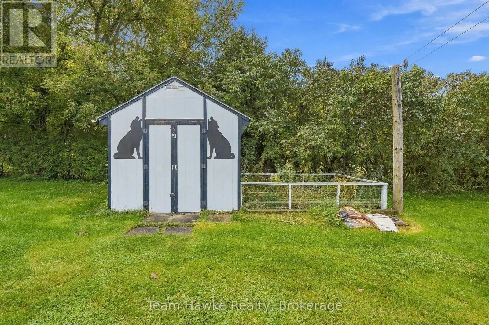 385 LAFONTAINE ROAD W