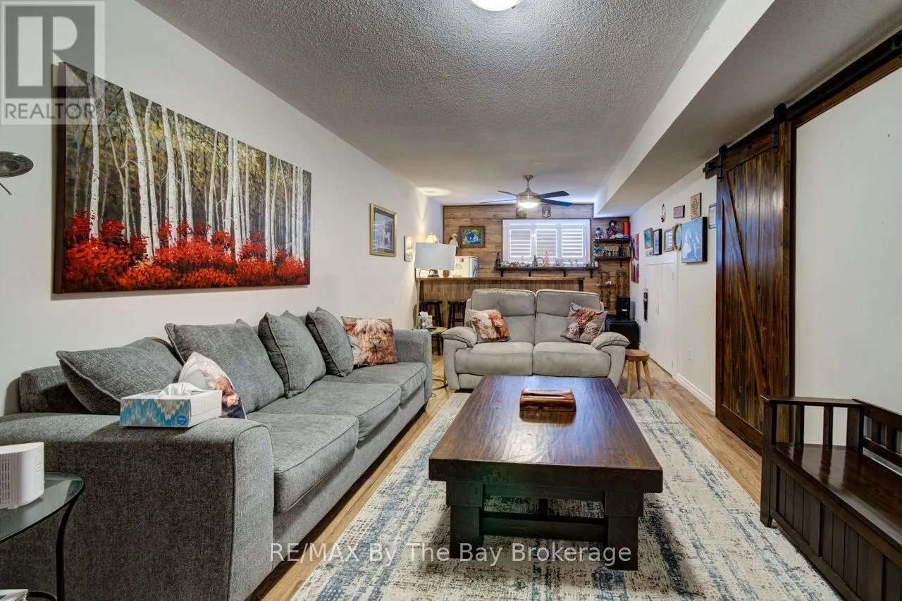 9 CRANBERRY HEIGHTS