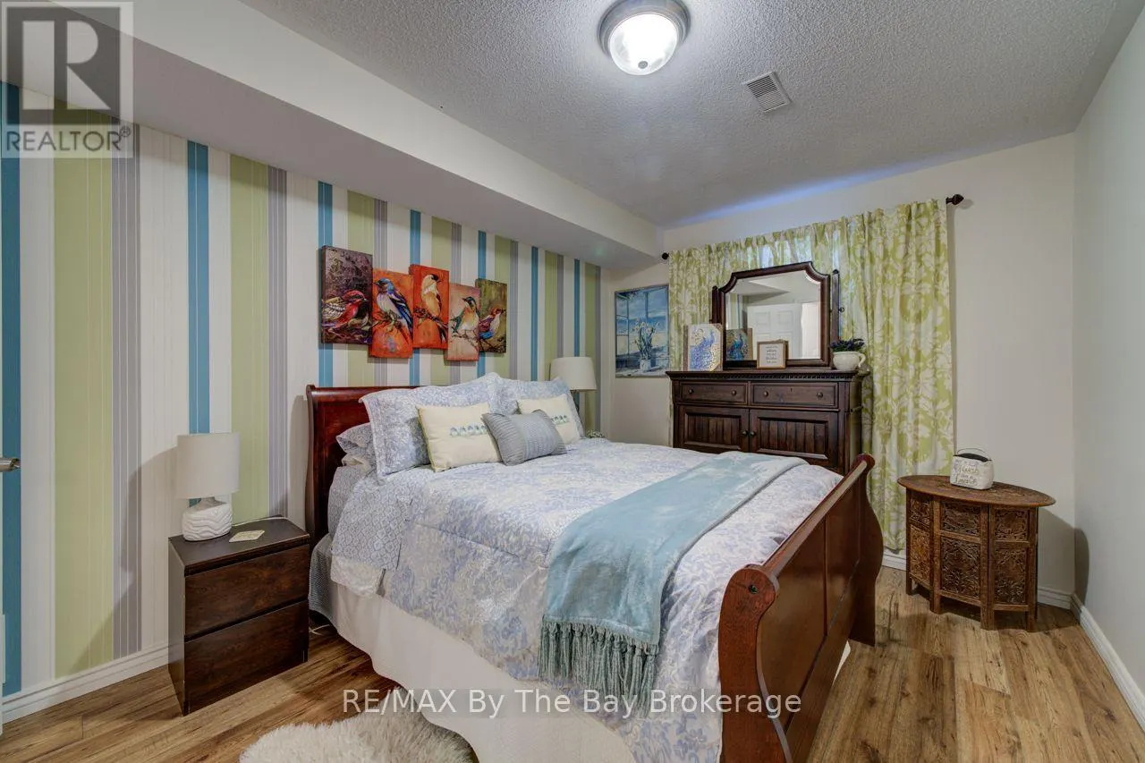 9 CRANBERRY HEIGHTS