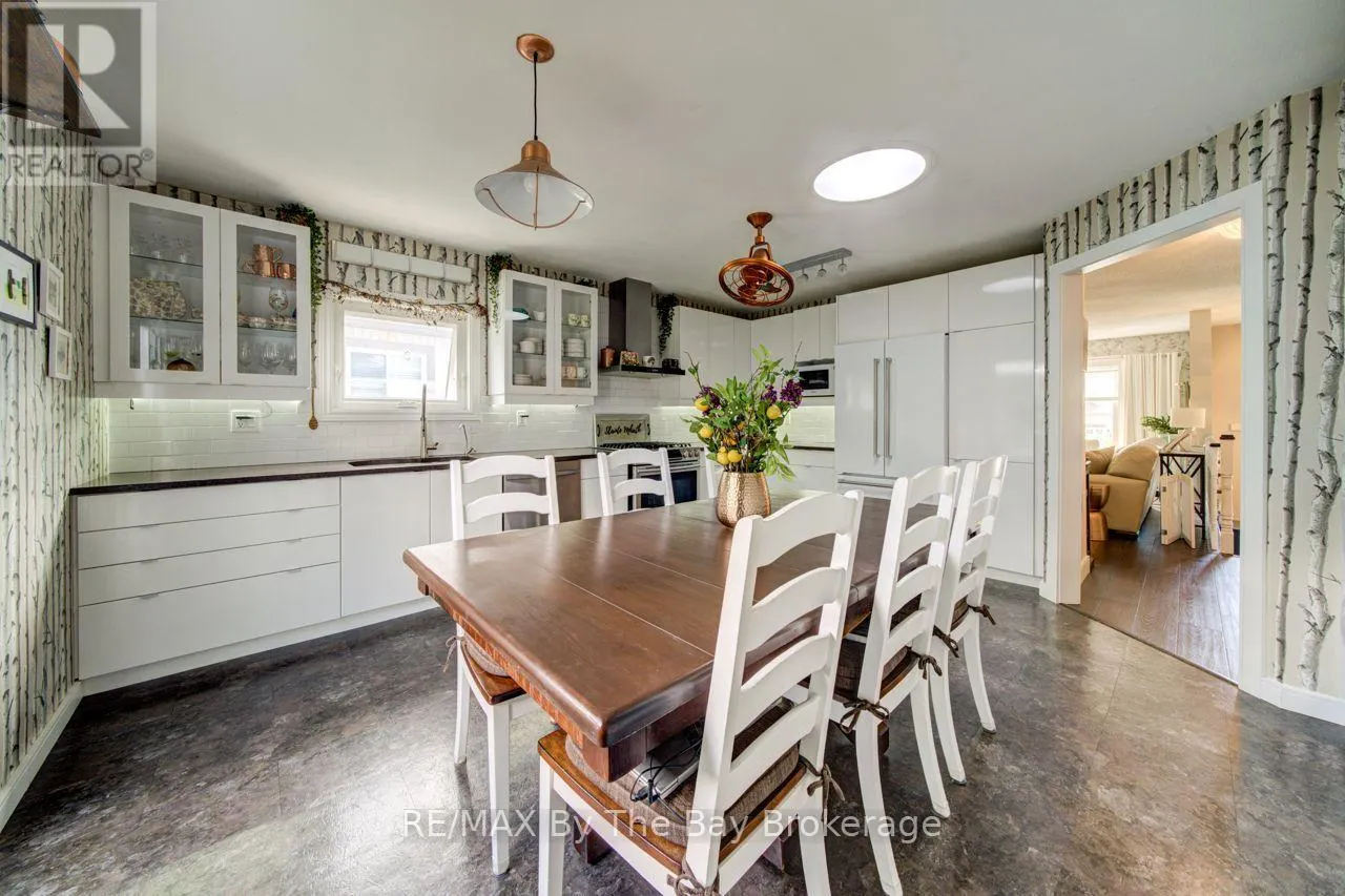 9 CRANBERRY HEIGHTS