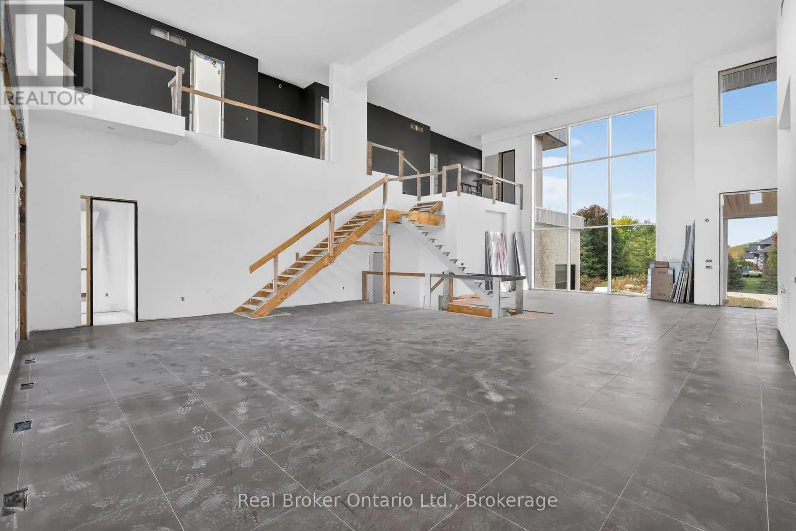 1 MEADOWLARK WAY