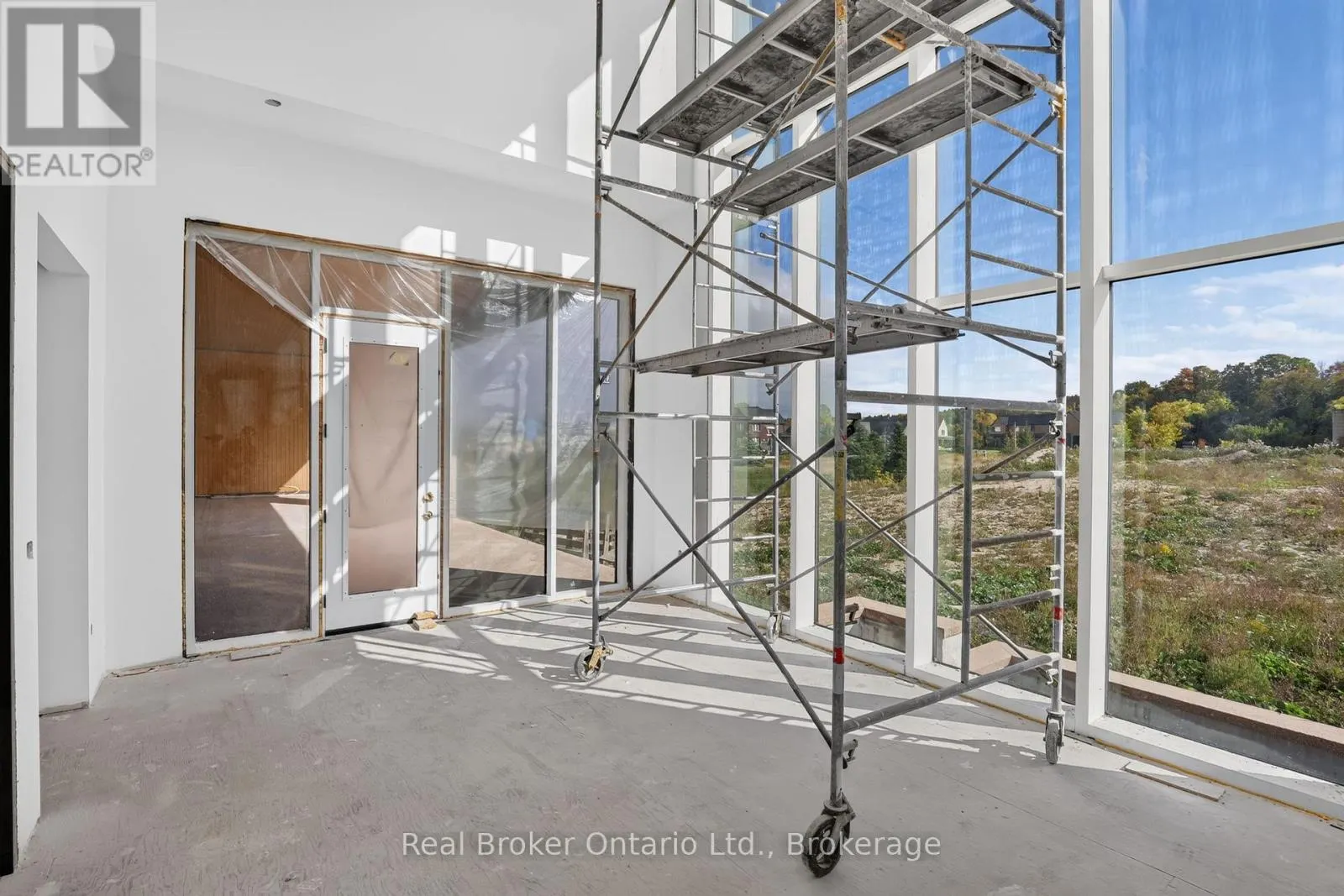1 MEADOWLARK WAY