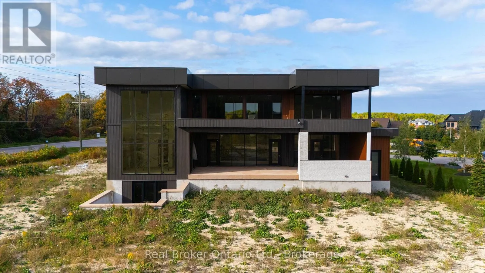 1 MEADOWLARK WAY