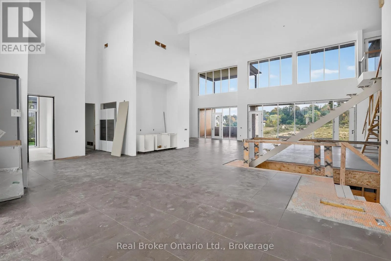 1 MEADOWLARK WAY