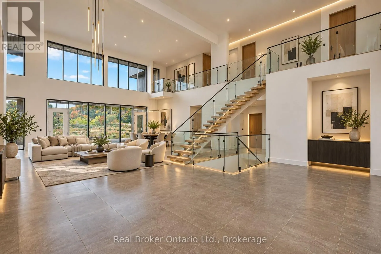 1 MEADOWLARK WAY