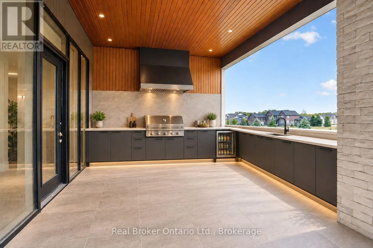 1 MEADOWLARK WAY