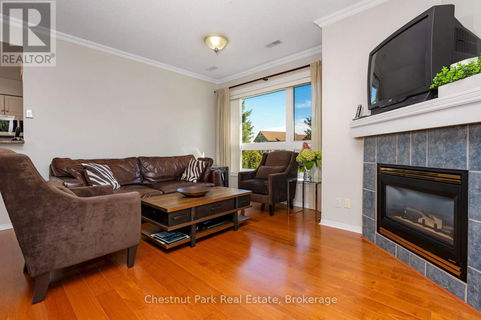 678 JOHNSTON PARK AVENUE