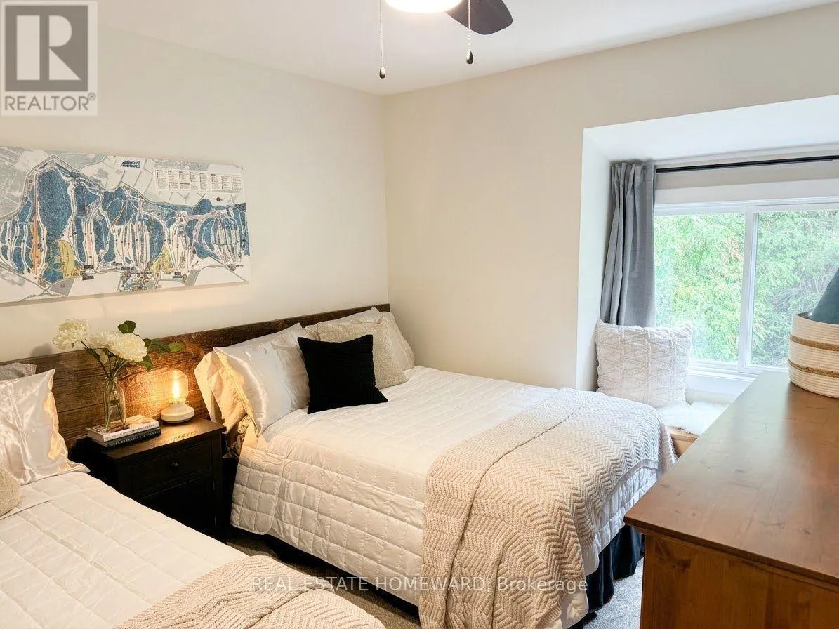 130 ESCARPMENT CRESCENT