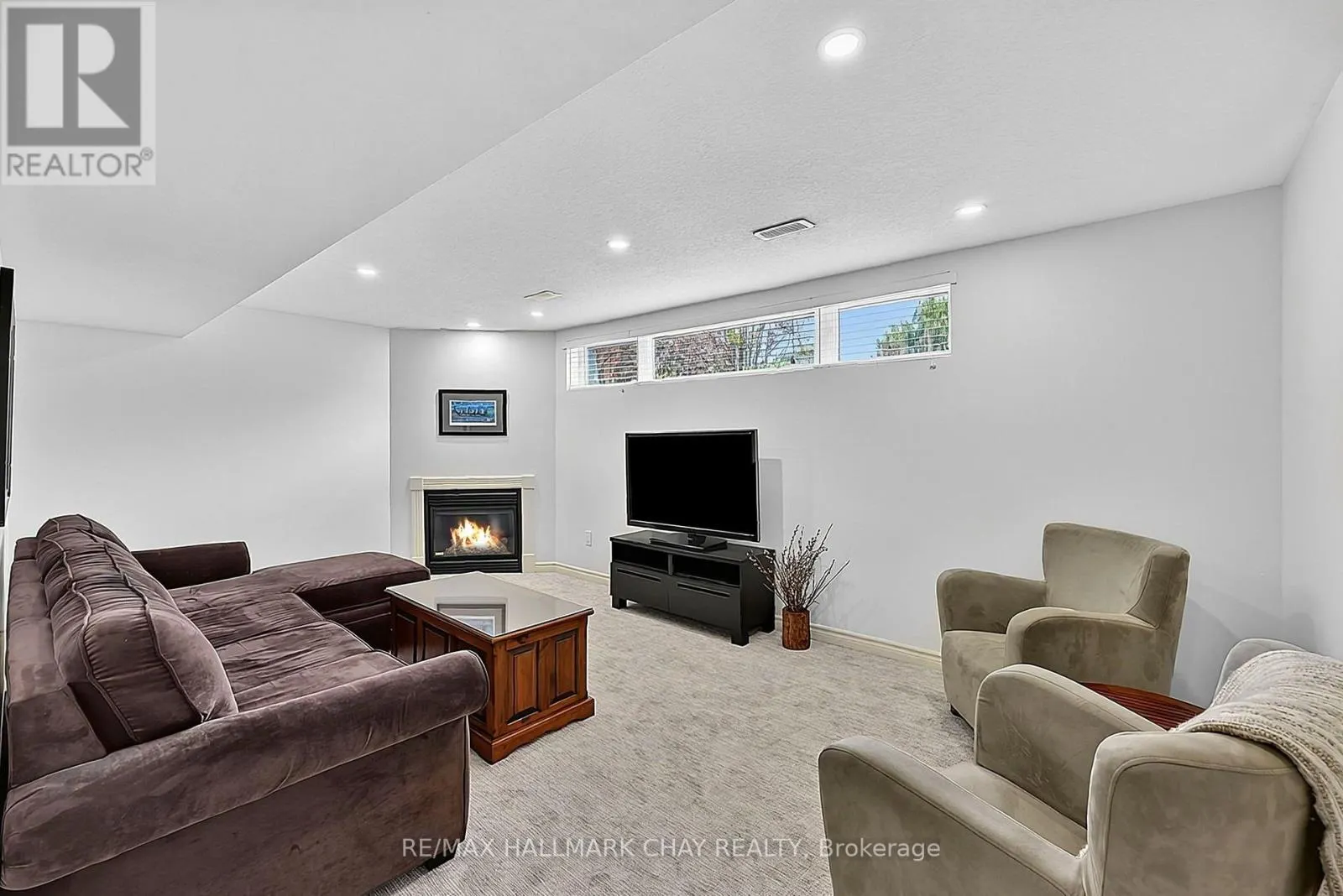 23 MARION CRESCENT
