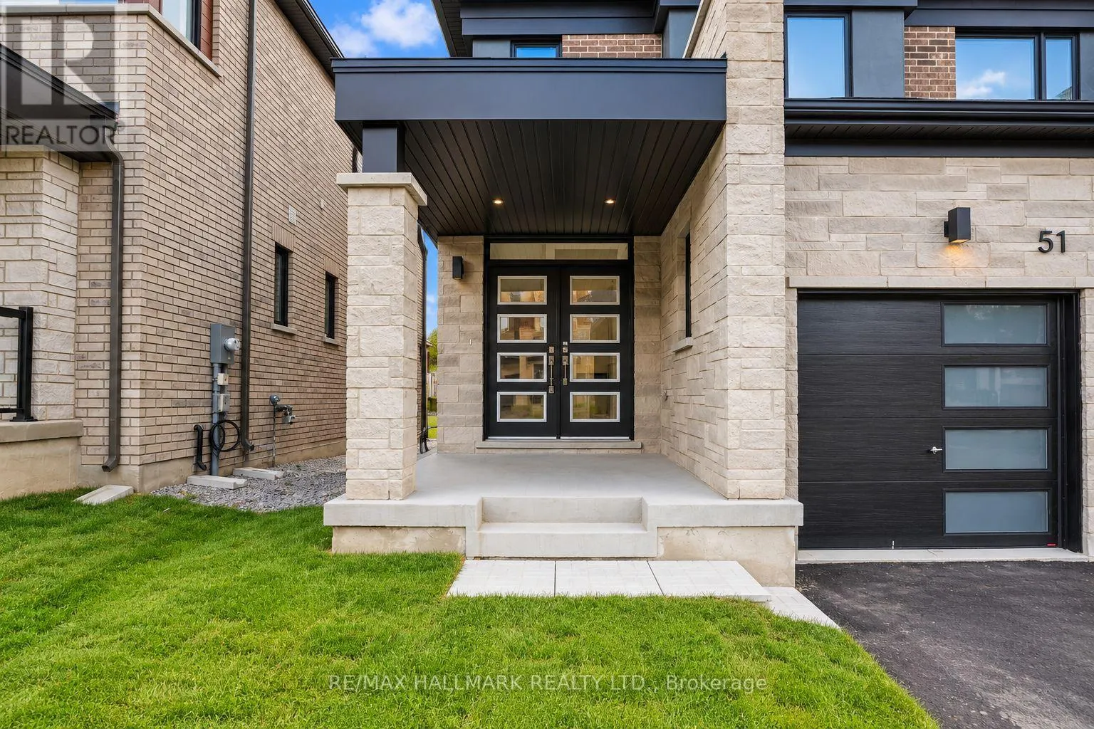 51 GRETZKY AVENUE