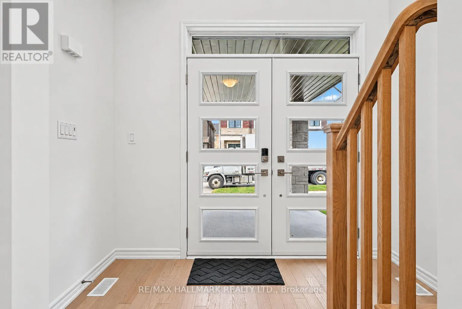 51 GRETZKY AVENUE