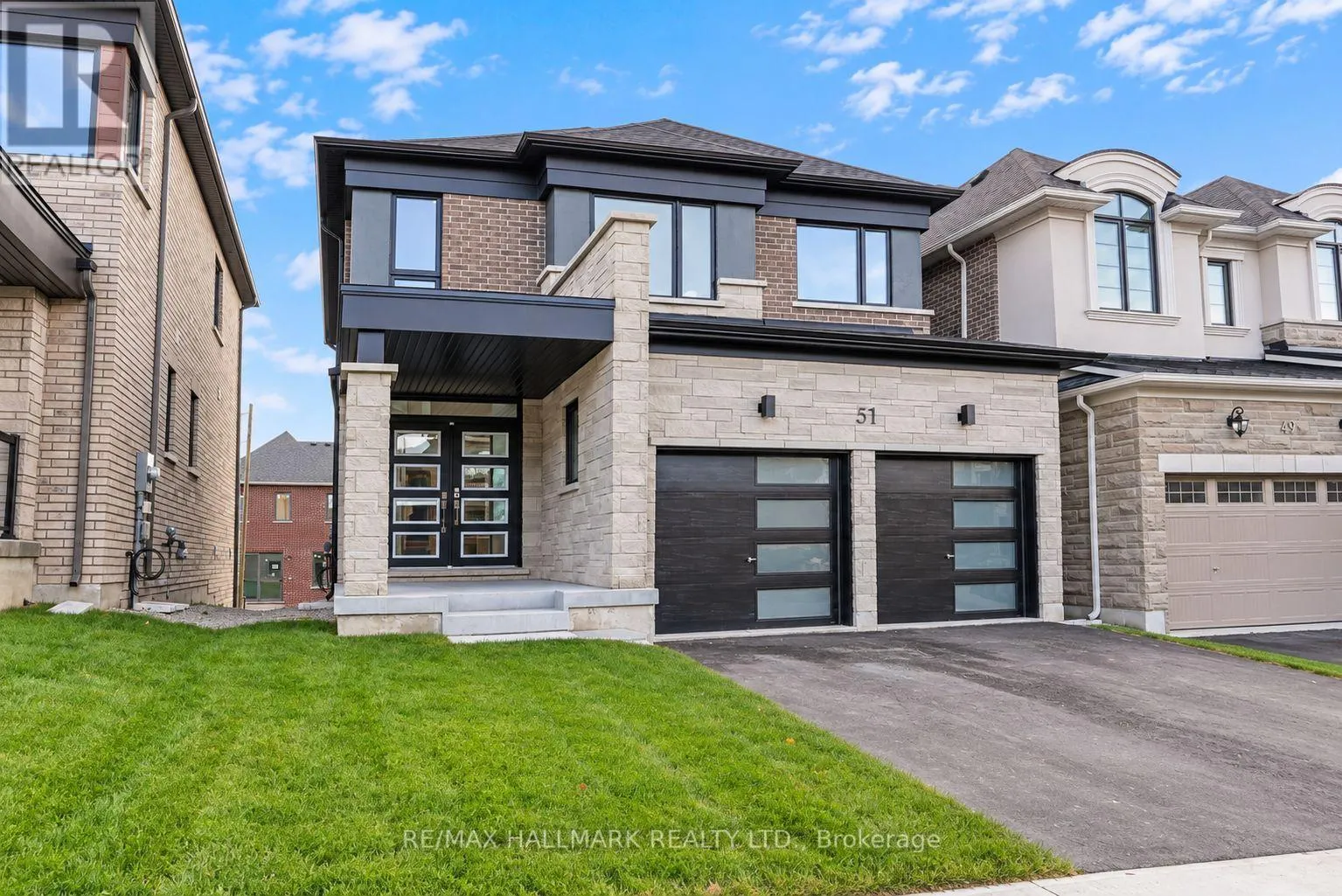 51 GRETZKY AVENUE