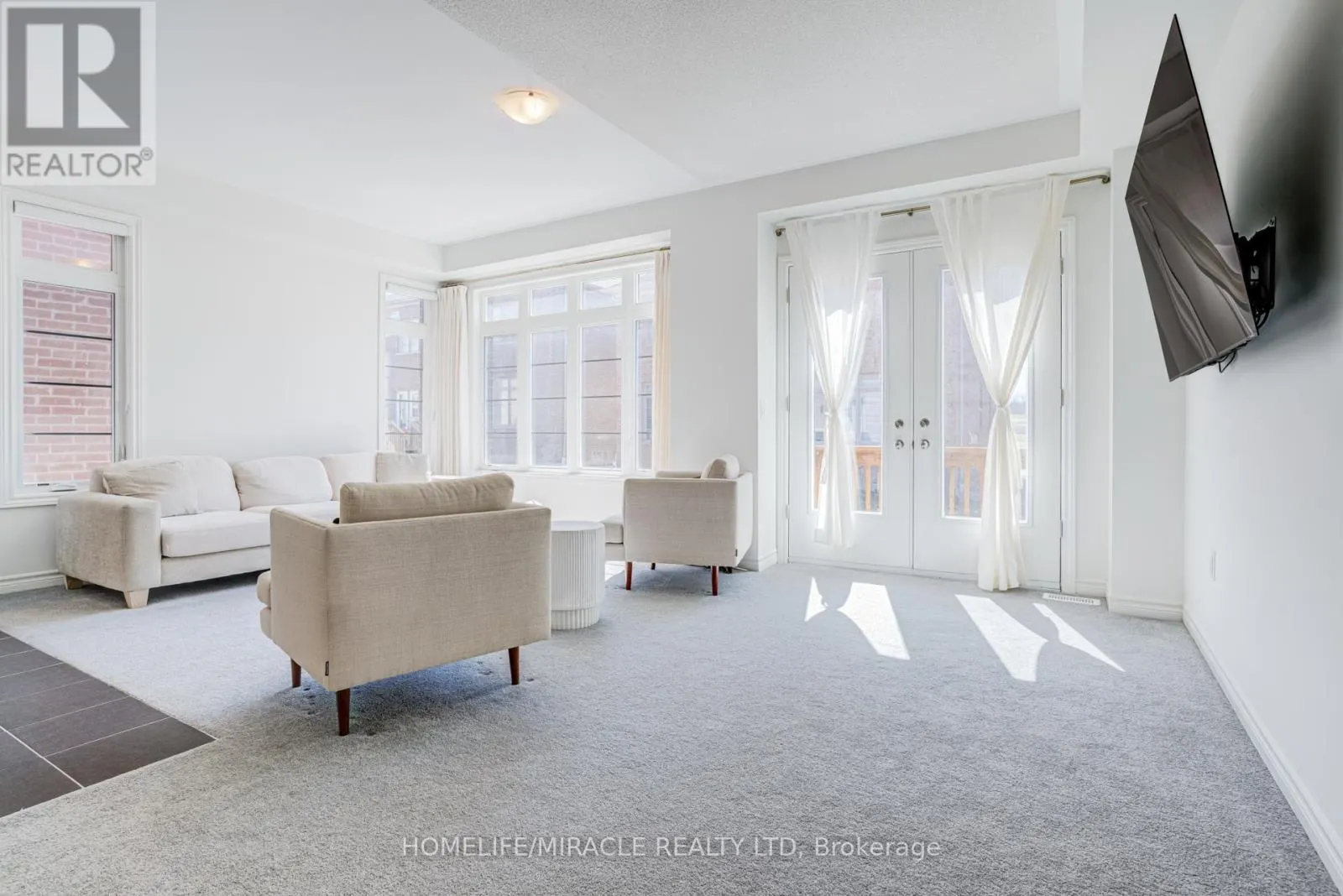 14 SASSAFRAS ROAD