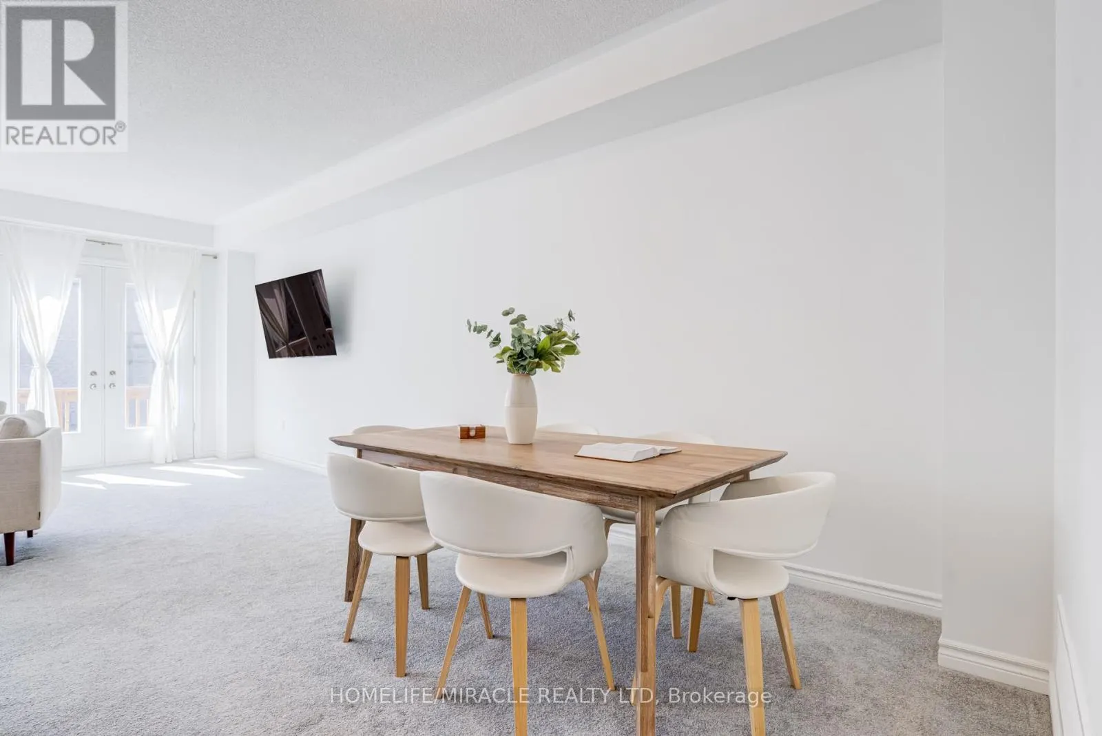 14 SASSAFRAS ROAD