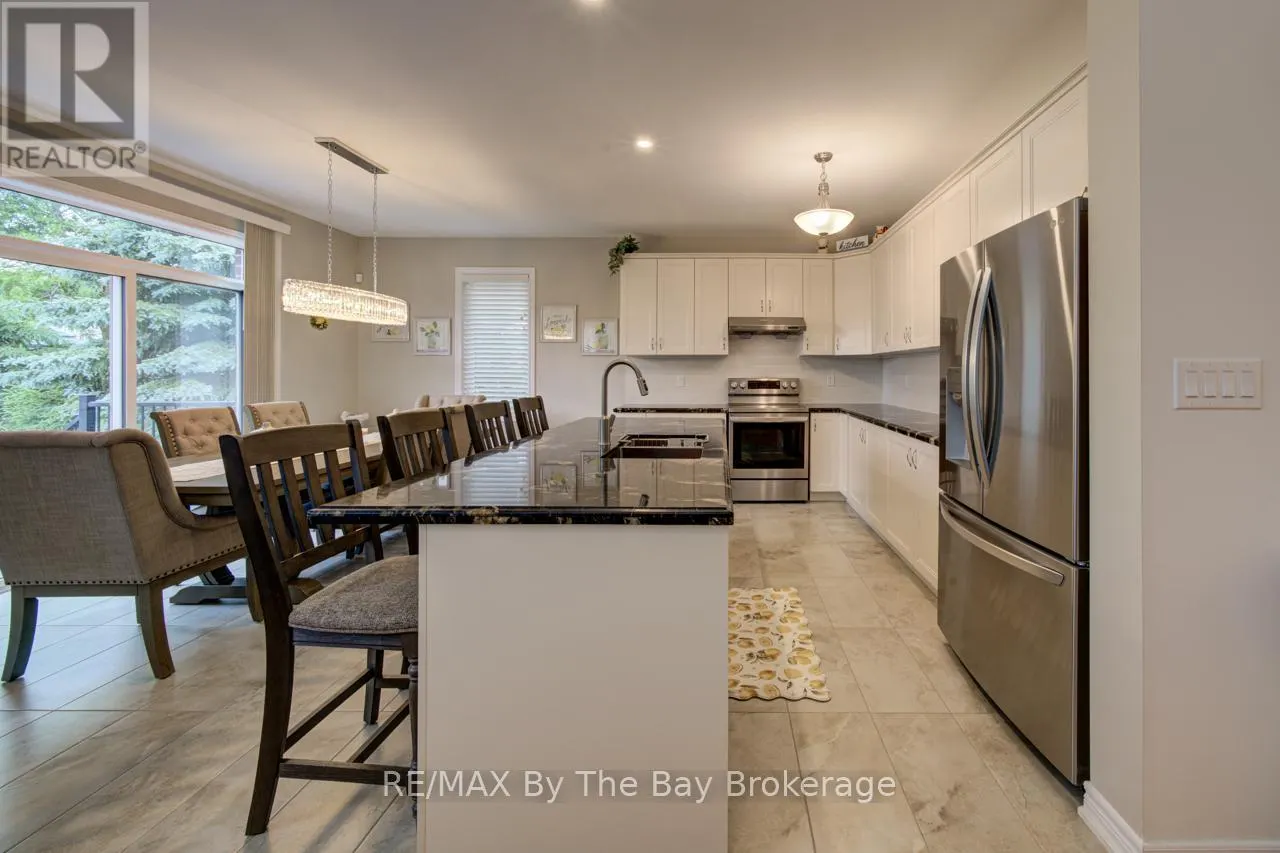 43 FAWNDALE CRESCENT
