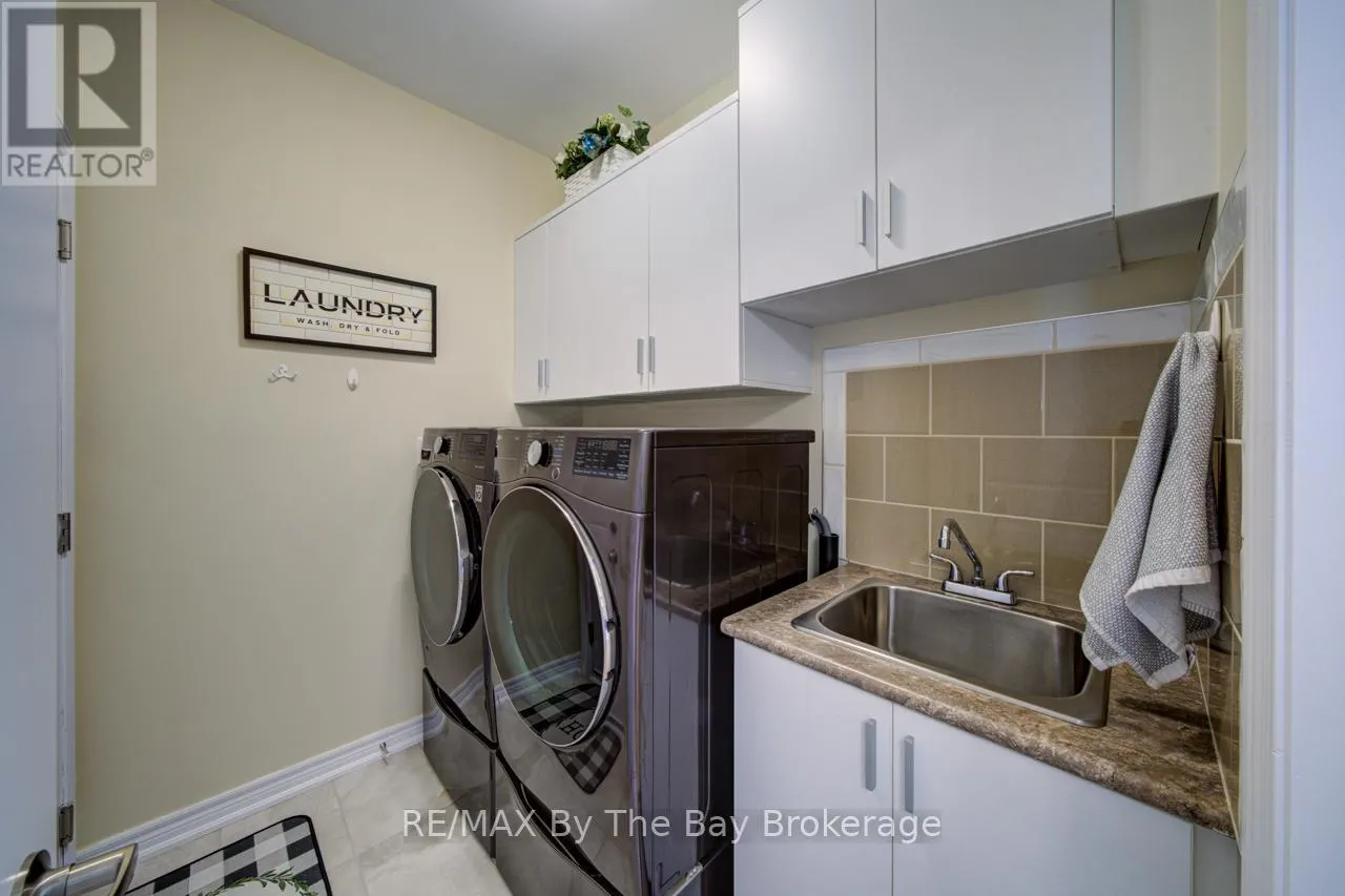 43 FAWNDALE CRESCENT