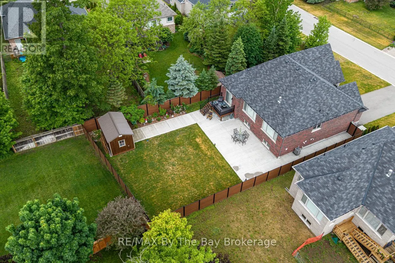 43 FAWNDALE CRESCENT