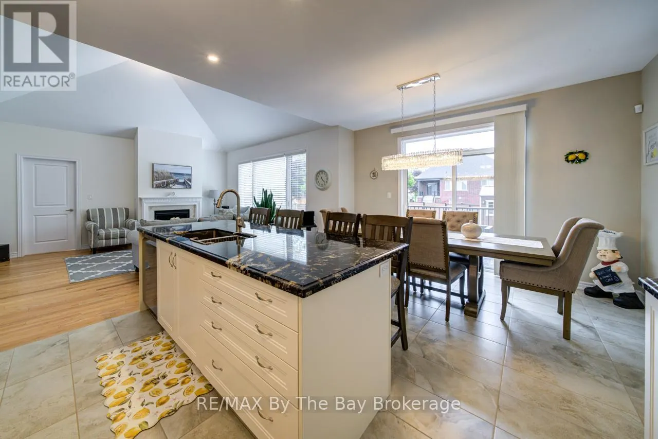 43 FAWNDALE CRESCENT