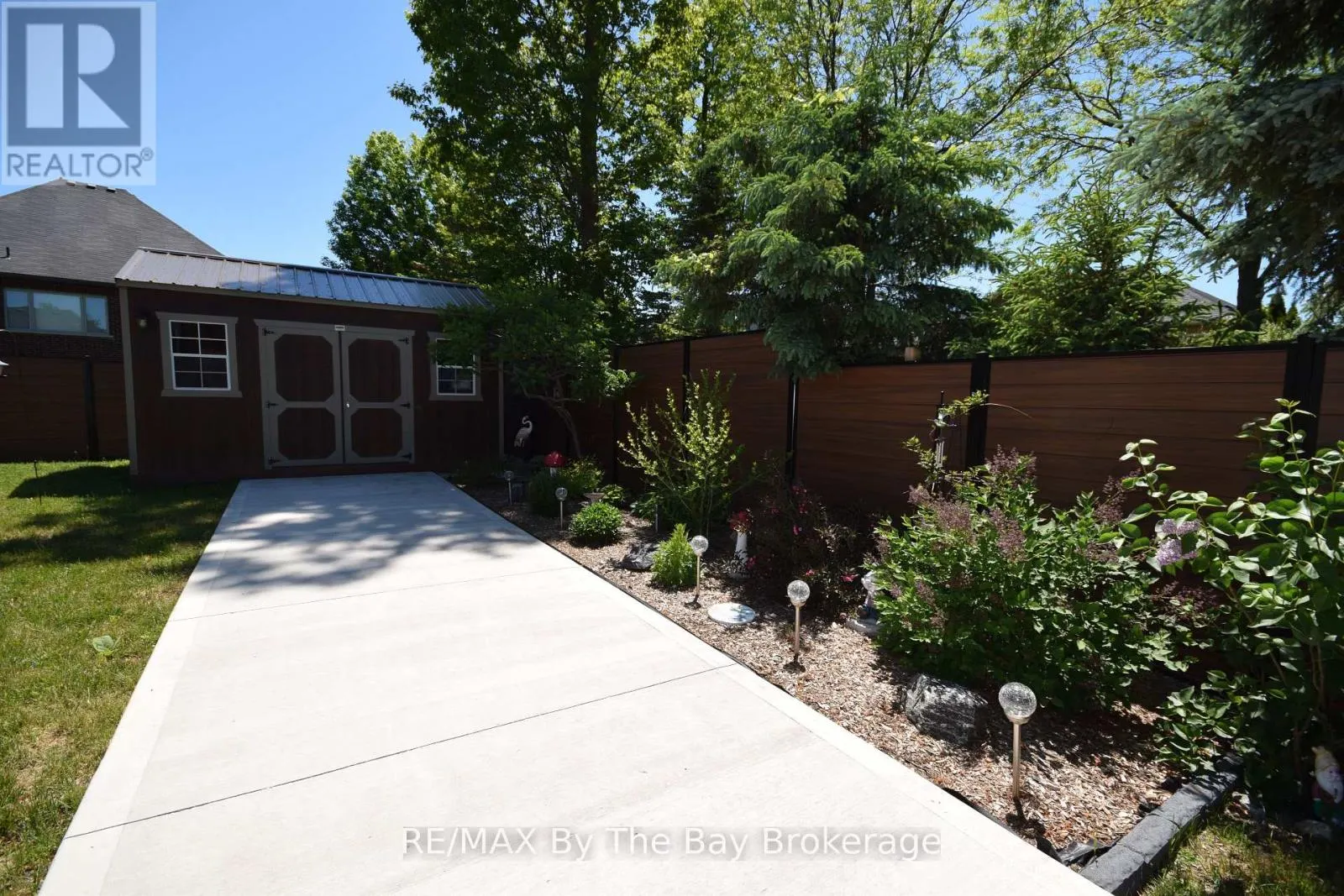 43 FAWNDALE CRESCENT