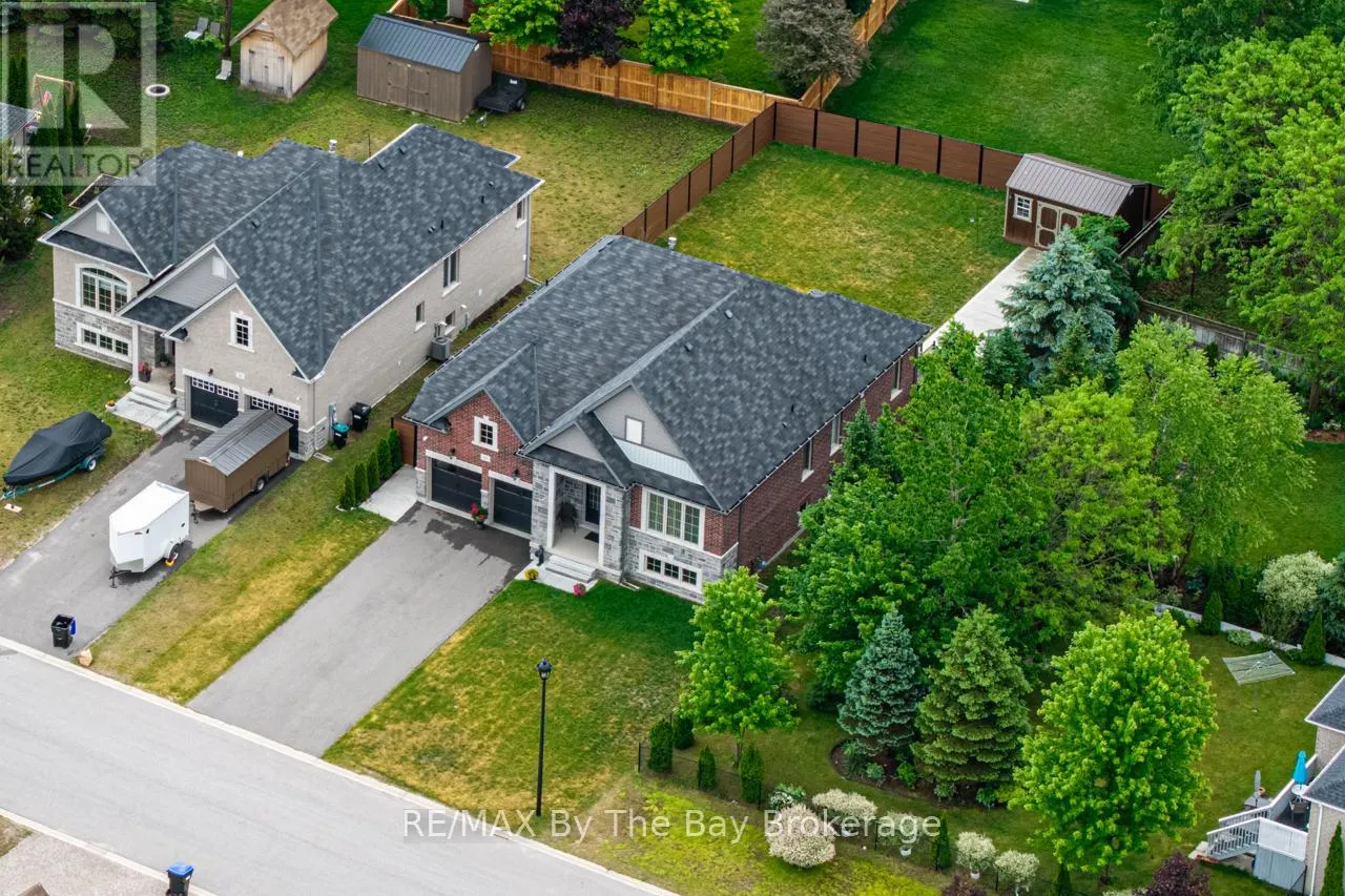 43 FAWNDALE CRESCENT