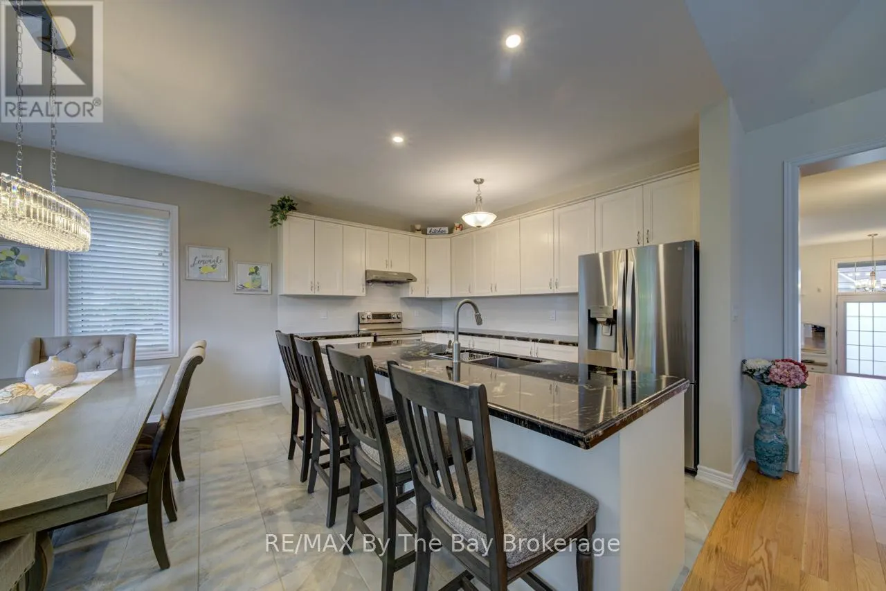43 FAWNDALE CRESCENT