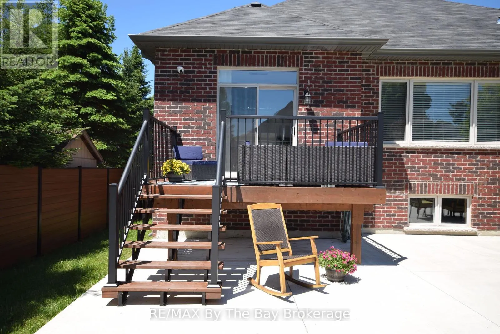 43 FAWNDALE CRESCENT