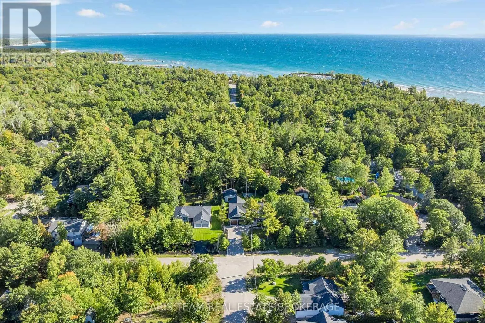 15 STONEY ROAD