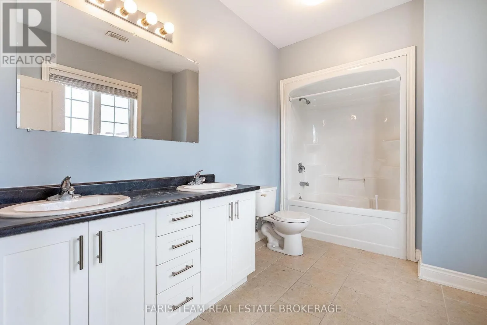 3118 EMPEROR DRIVE