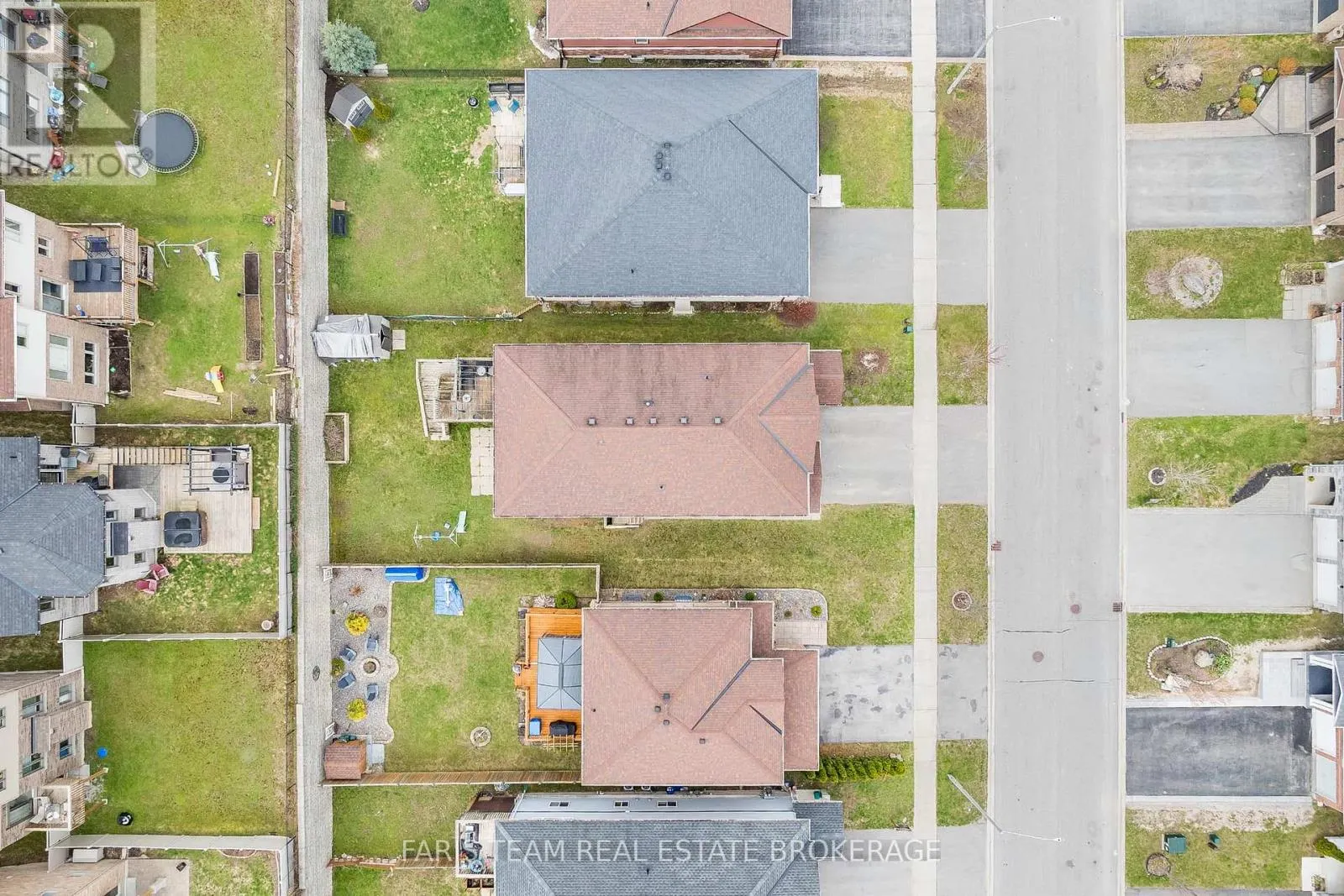 3118 EMPEROR DRIVE
