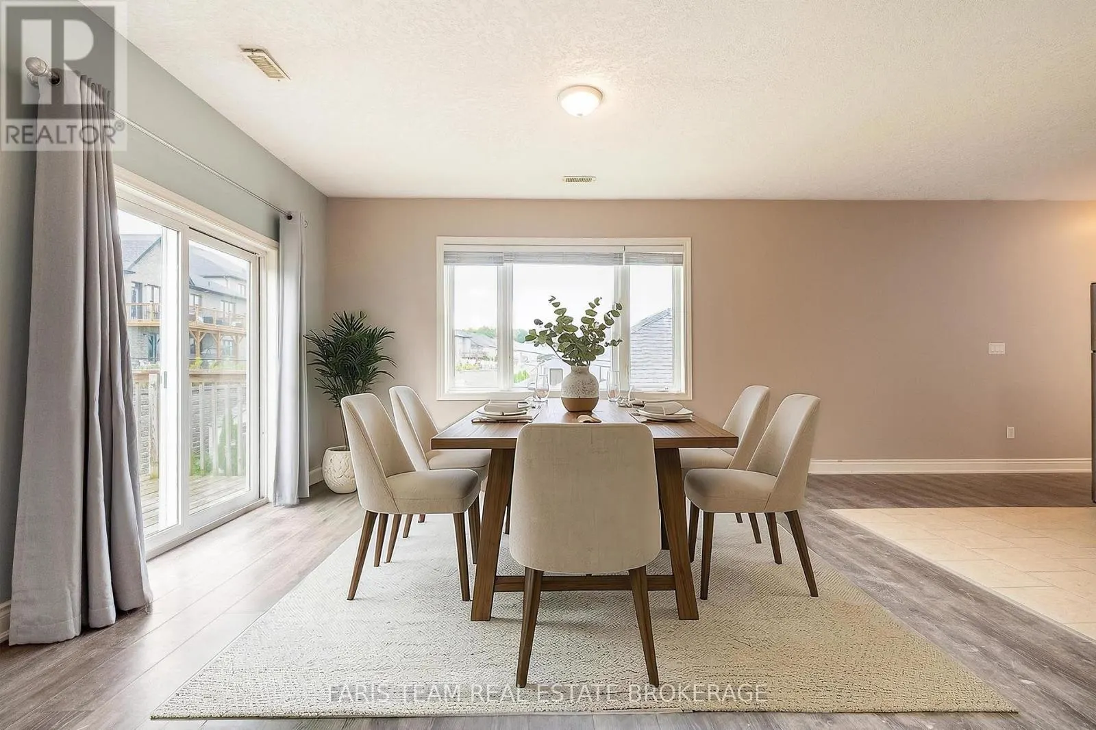 3118 EMPEROR DRIVE