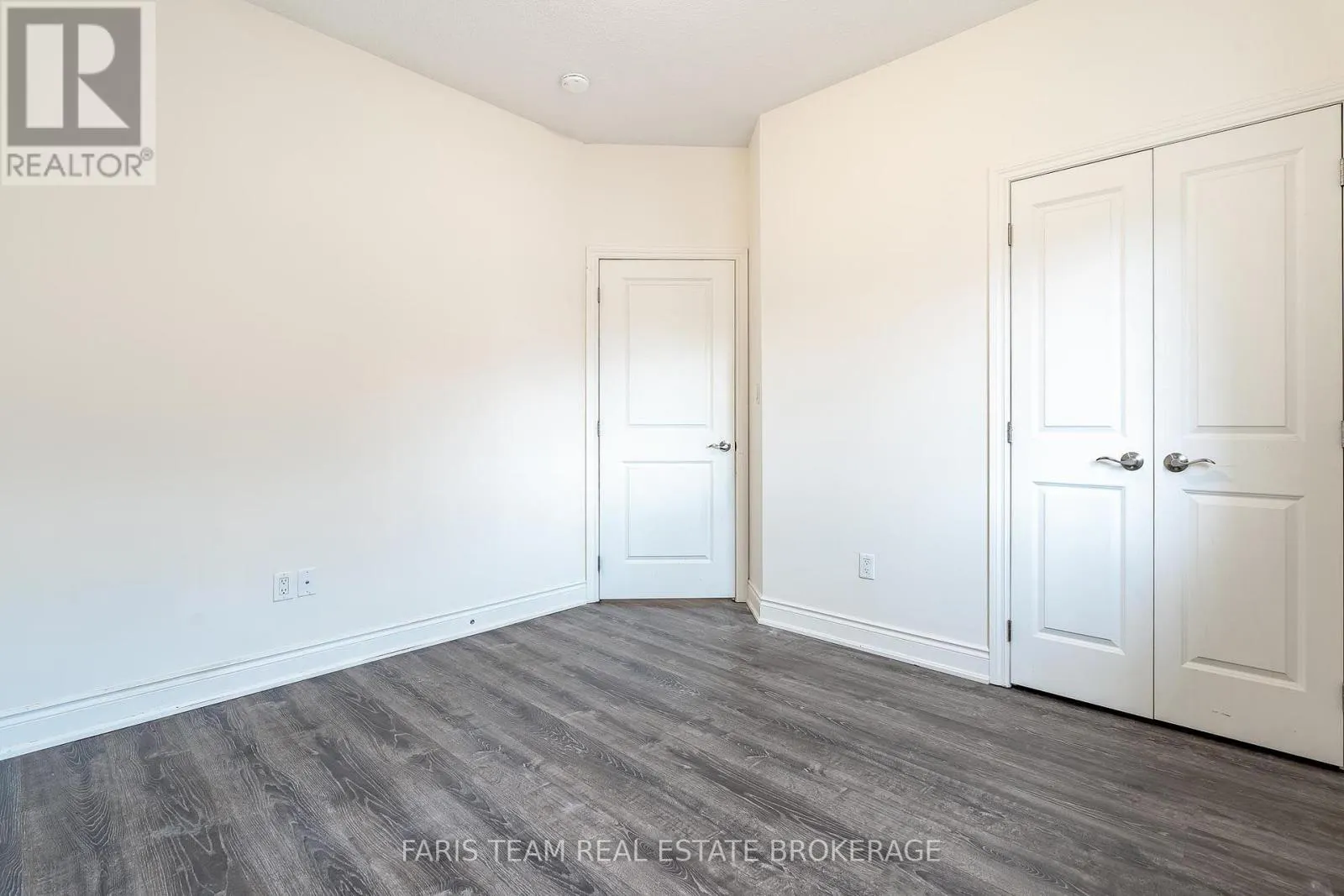 3118 EMPEROR DRIVE