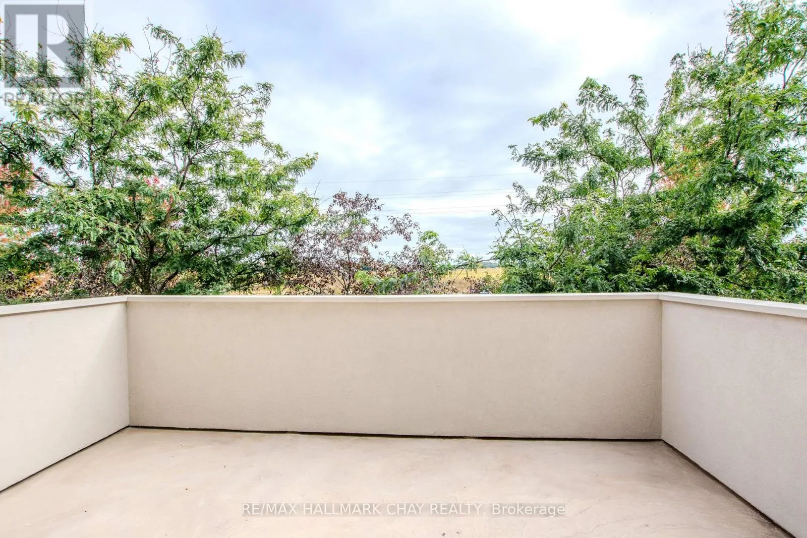 104 SUCCESSION CRESCENT