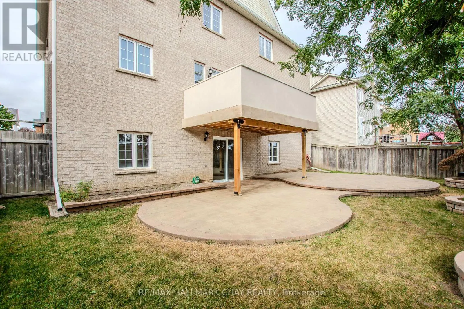 104 SUCCESSION CRESCENT