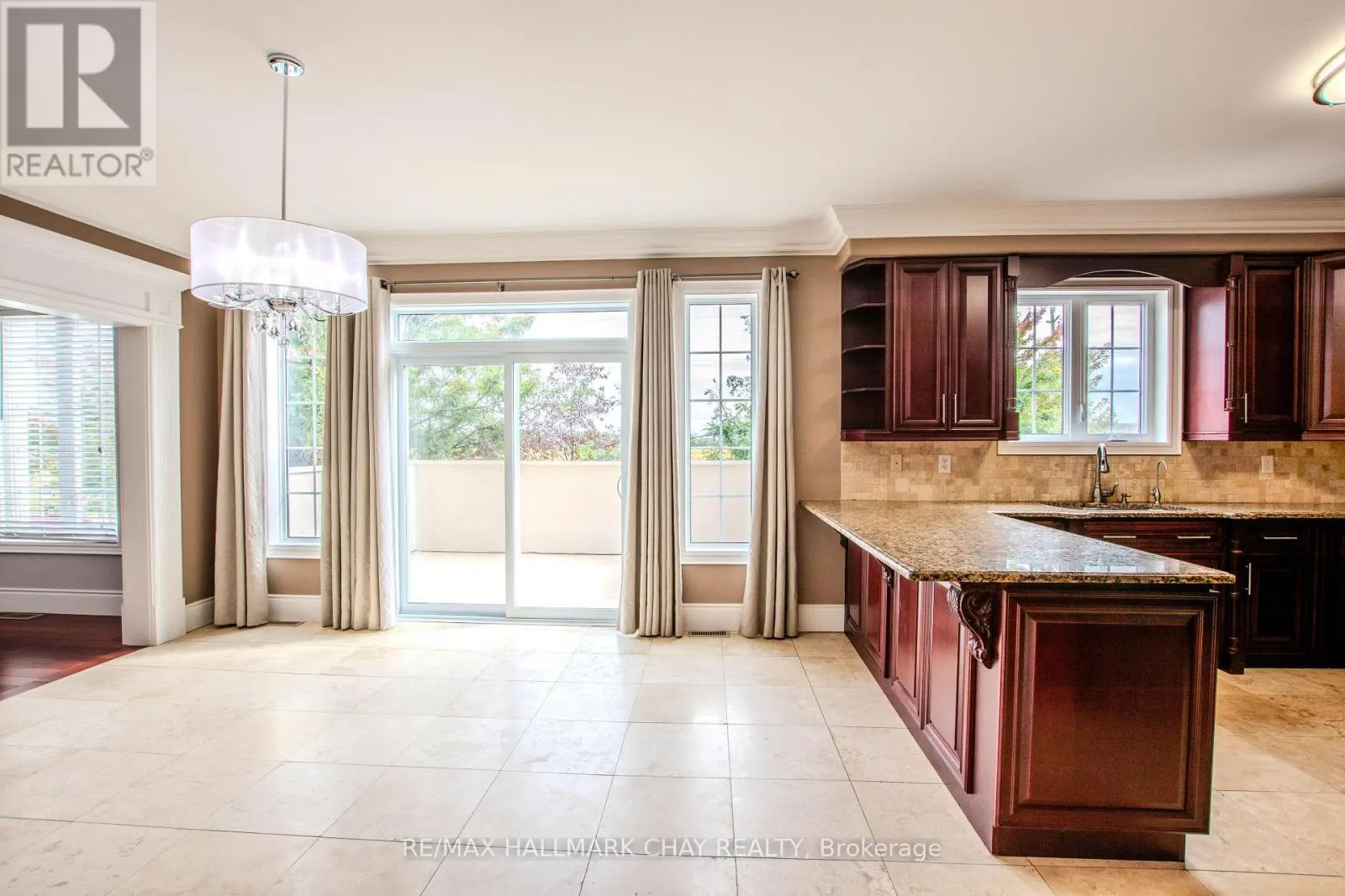 104 SUCCESSION CRESCENT