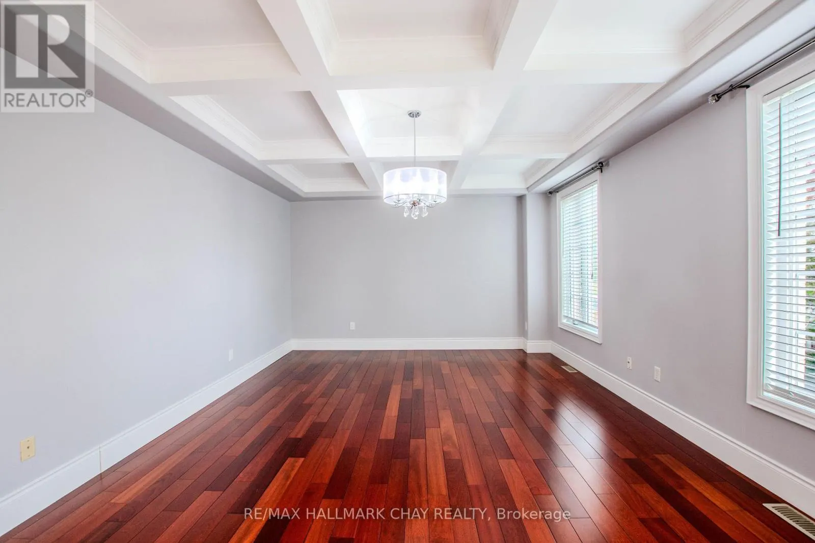 104 SUCCESSION CRESCENT