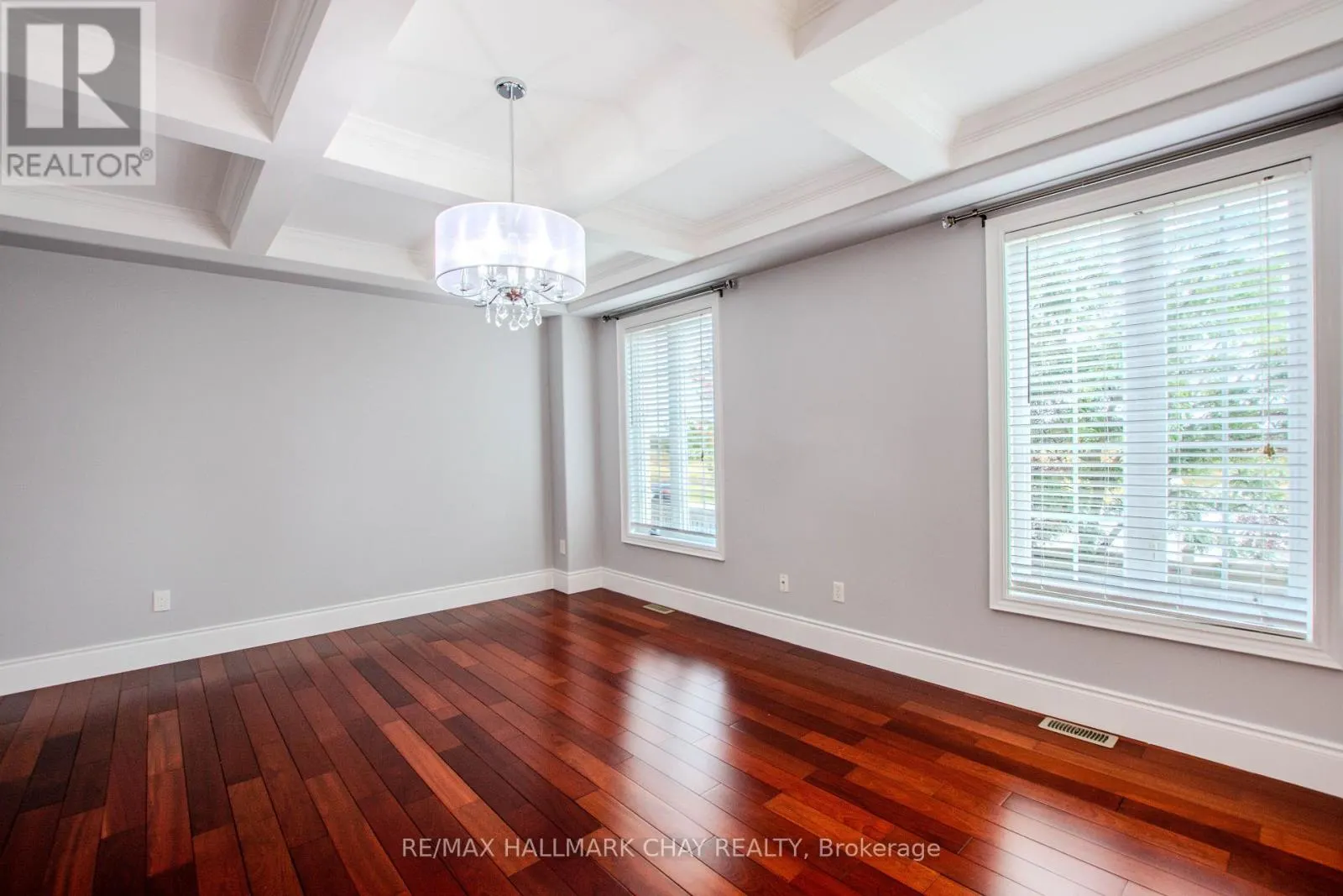 104 SUCCESSION CRESCENT