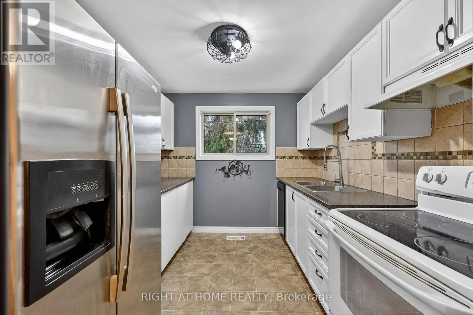 10 - 32 SAWMILL ROAD
