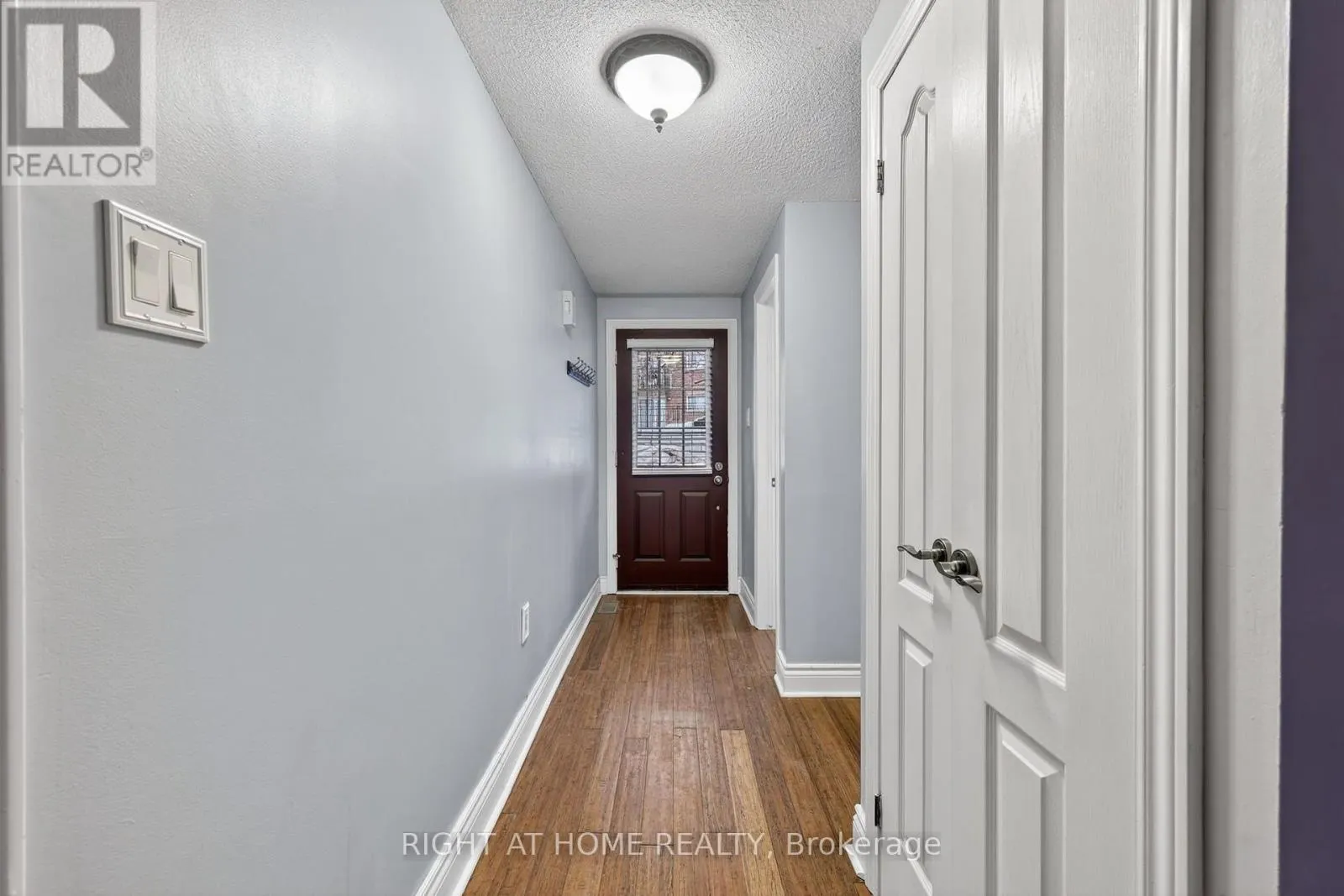 10 - 32 SAWMILL ROAD