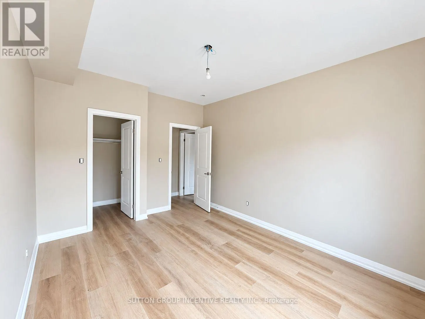 7 - 1 RIVERDALE DRIVE